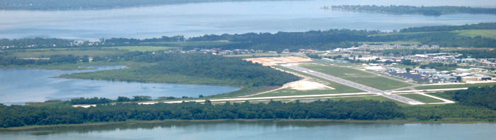 Leesburge Airport̎ʐ^