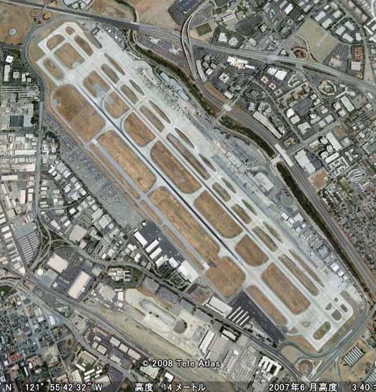 サンノゼ空港　Google Earthから